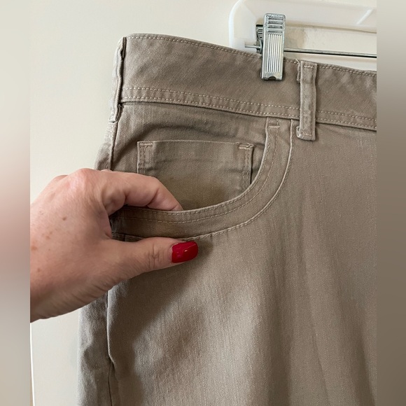 Lee Riders Tan Khaki Cotton Spandex Blend Pants Women’s Size 22W - Picture 6 of 16